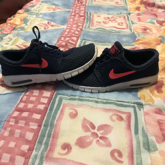 Nike Other - Nike SB Janoski Shoes